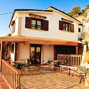 Bed & Breakfast Vipuntotre, Licata